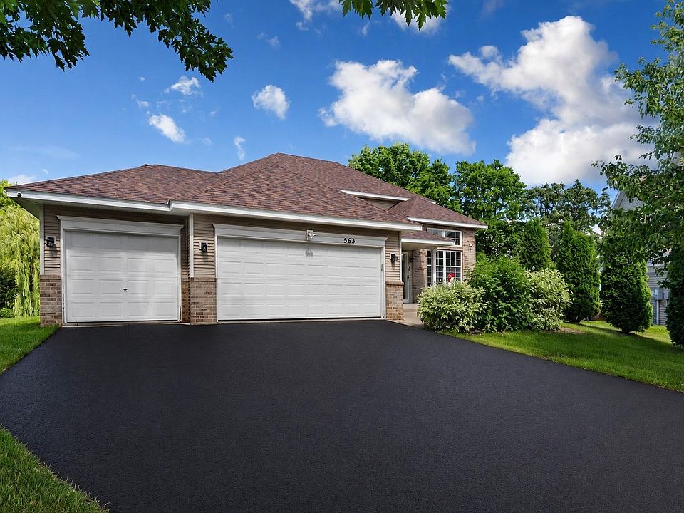 1st image of 563 Summit Ave