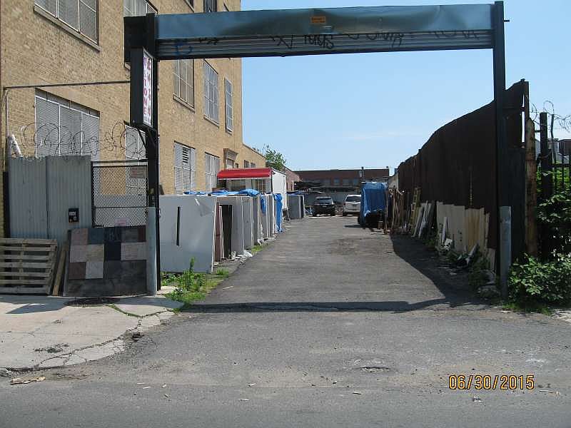 2nd image of 330 Morgan Ave