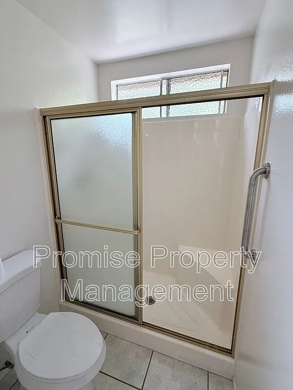 2 bed, 2.0 bath, 1256 sqft, $2,995 — Photo 2