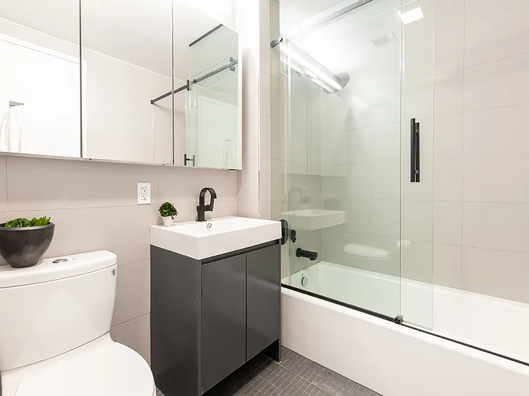 145 Madison Ave #19B — Photo 14