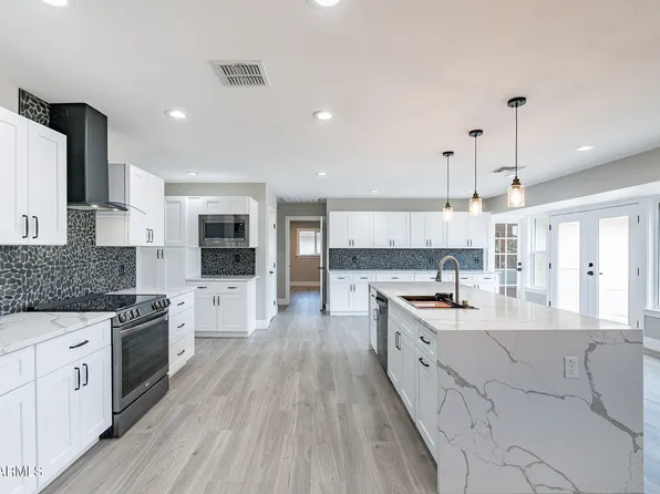 12518 W SKYLARK Drive, Sun City West, AZ 85375