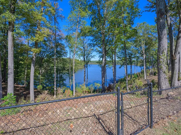 2124 Old Sorrell Rd — Photo 17