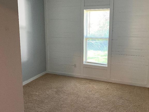 4th image of 627 Burson Ave #A