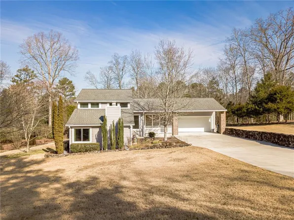 2387 Overlook Dr SW, Conyers, GA 30094