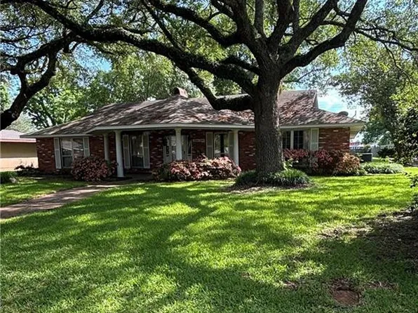 1612 Fulton Dr, Alexandria, LA 71301