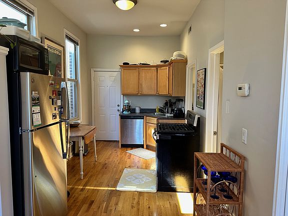 4th image of 1344 N Bosworth Ave APT 2F
