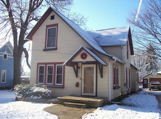 304 E Broad St, Angola, IN 46703