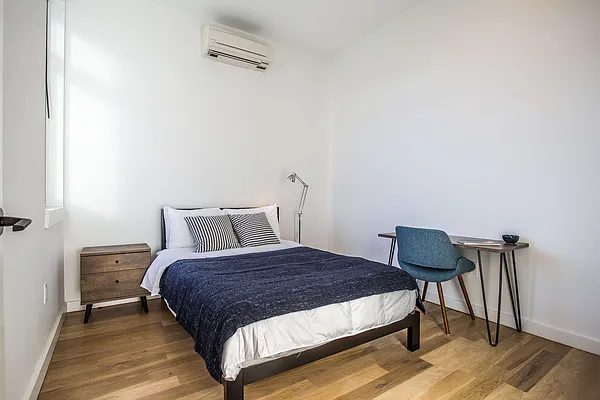 Rented by Nooklyn NYC LLC | media 64