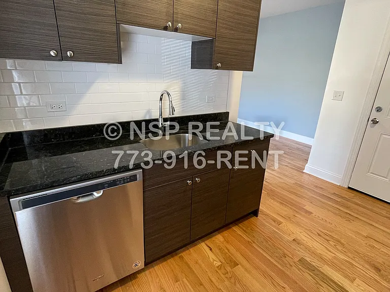 1644 W Pratt Blvd #2G — Photo 3