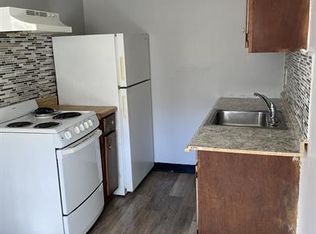 64 Rosedale St APT B4, Bridgeport, CT 06604