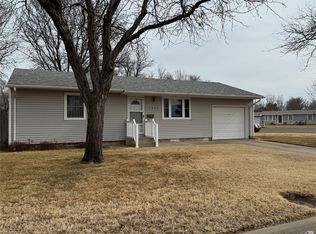 1502 N 10th St, Garden City, KS 67846