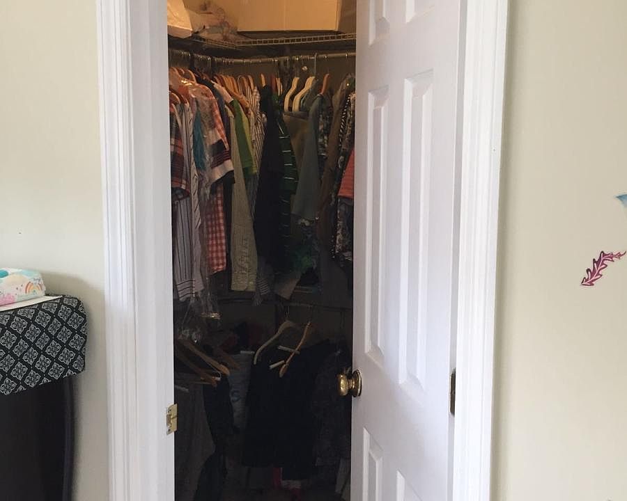 walk in closet