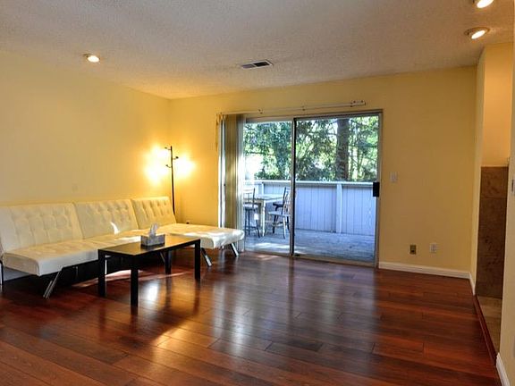 5th image of 5480 Sean Cir APT 16