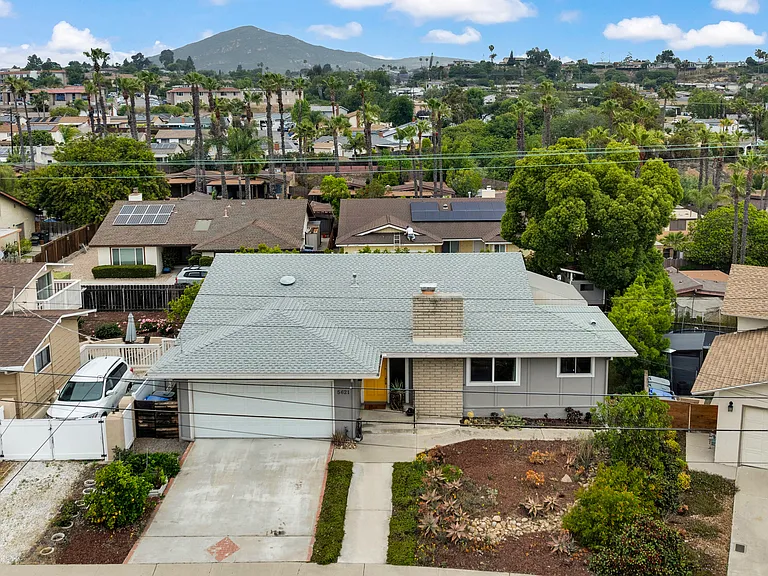 5621 Morro Way — Photo 4