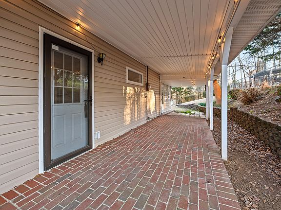5th image of 1325 Fernwood Dr