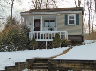 9 Glimmer Gln, East Haddam, CT 06423