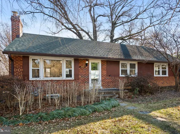 3501 Annandale Rd, Annandale, VA 22003