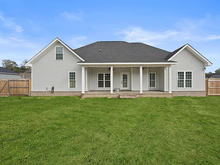 440 Rivercrest Dr — Photo 17