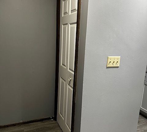 2nd image of 417 Kansas St NW APT 7