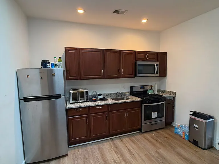 1005 Edmondson Ave #3 — Photo 4