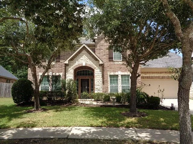 8105 Tranquil Lake Way