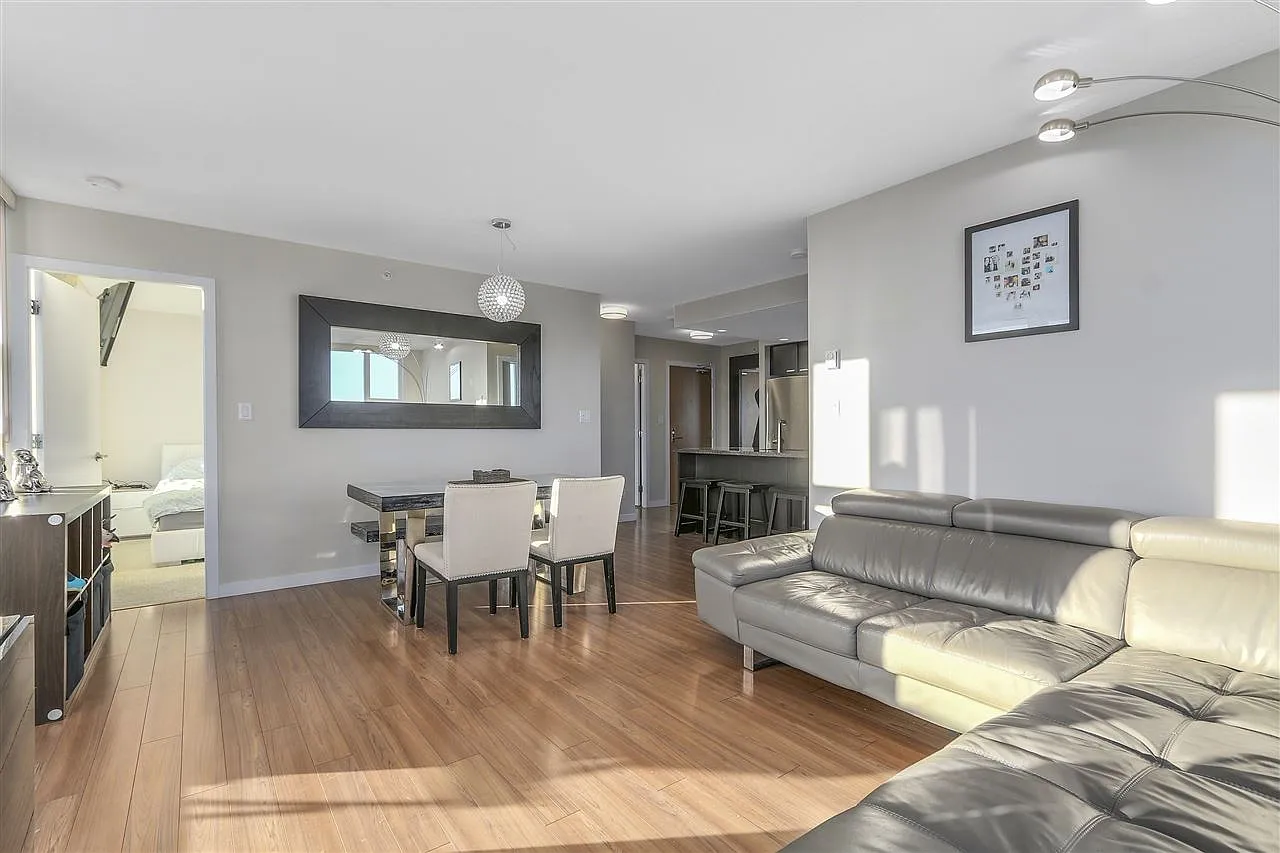 2 bed, 753 sqft, $2,900 — Photo 4