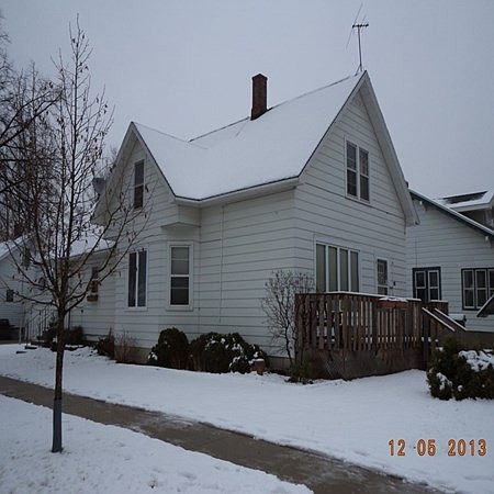2nd image of 1403 Harvey St
