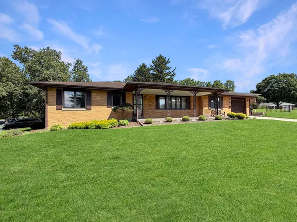353 Highland Dr, Rantoul, IL 61866