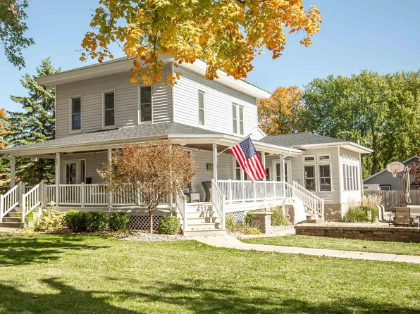 321 S Jones St, Algona, IA 50511