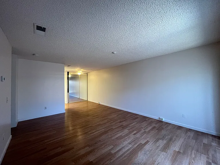 6164 Country Club Dr — Photo 2