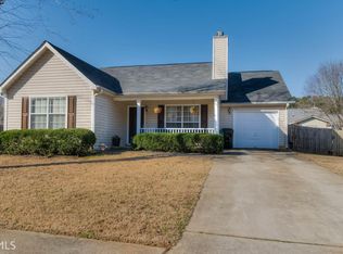 6643 Saganaw Dr, Rex, GA 30273