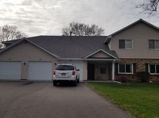 10360 Linnet Cir NW APT 27, Coon Rapids, MN 55433