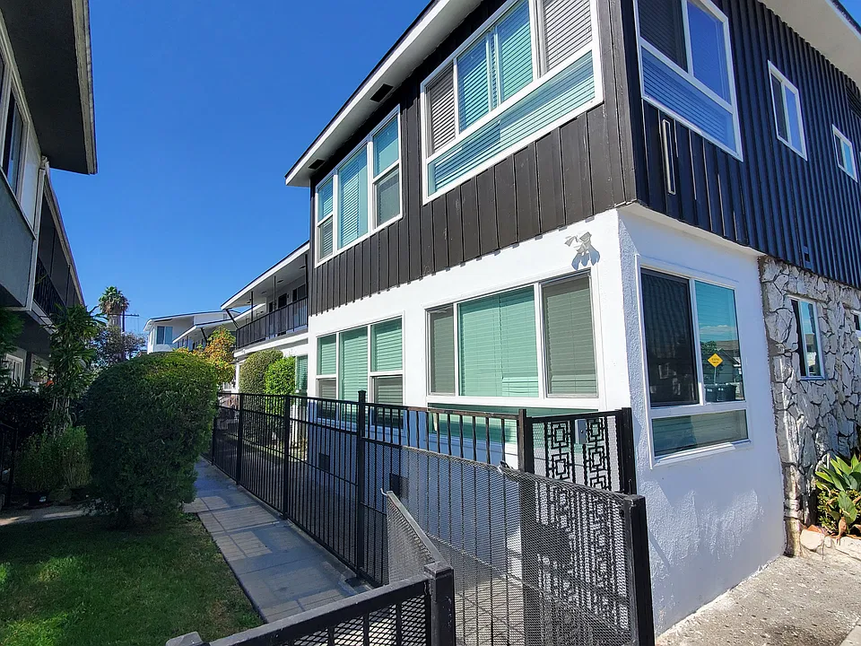 7119 Mountain View Ave #G