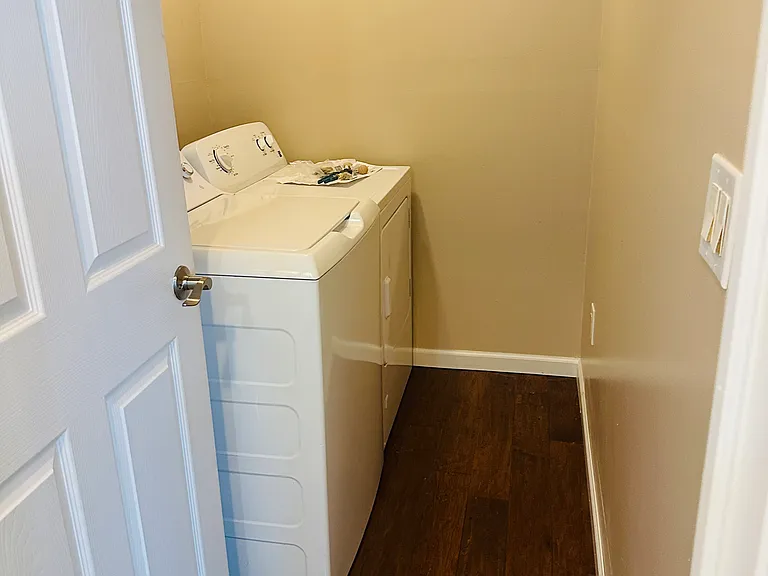 11270 N Rushton Rd #1 — Photo 15