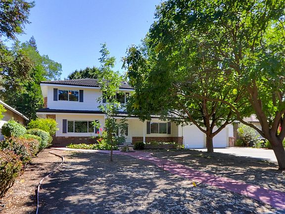 2nd image of 318 Mills Dr