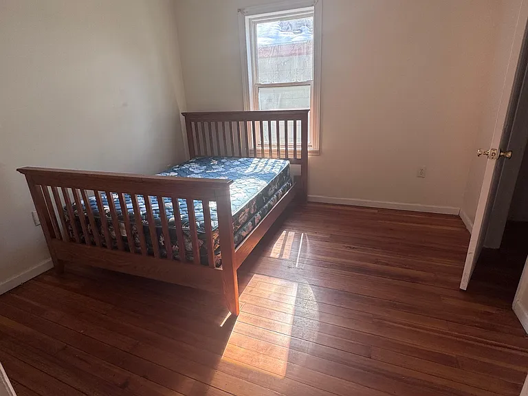 4 Gray St #2 — Photo 10