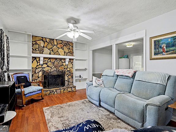 4th image of 114 Longview Rd