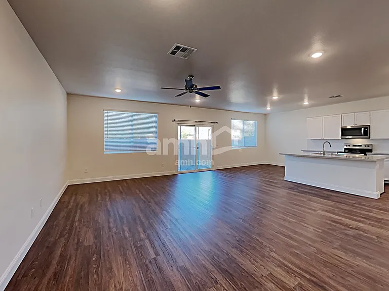 6035 Schmidt St — Photo 7