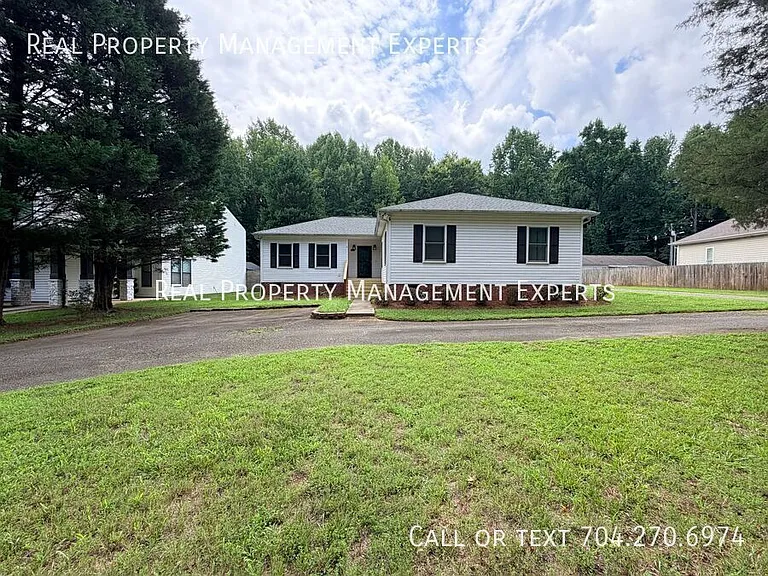 3733 Hayden Dr — Photo 18