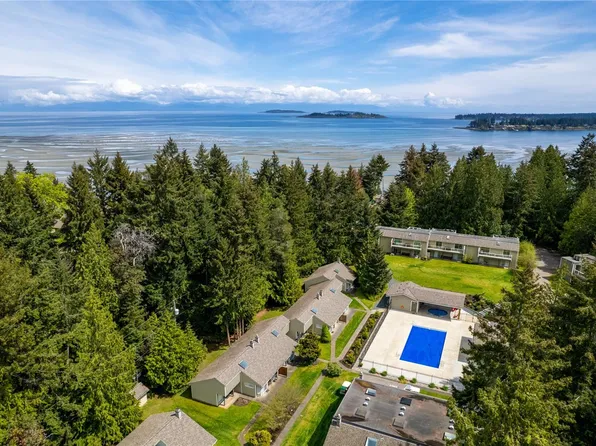 1135 Resort Dr #76, Parksville, BC V9P 2T6
