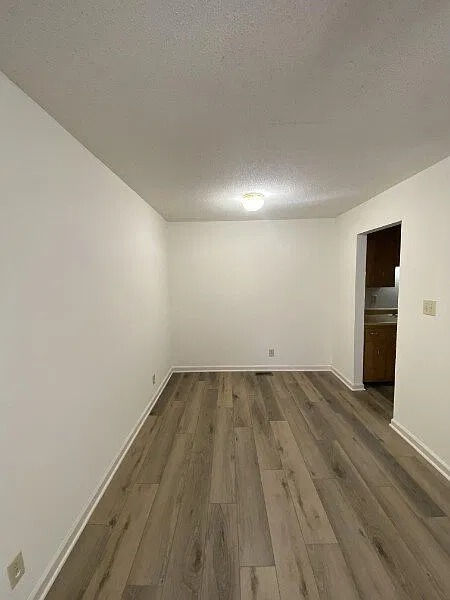 2 bed, 1.0 bath, 850 sqft, $850 — Photo 4