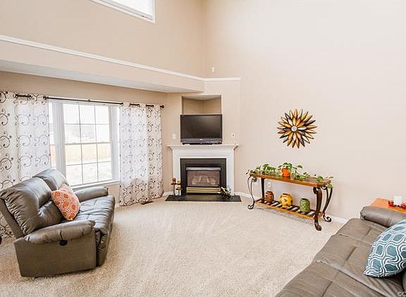 4th image of 6026 Pond Place Way