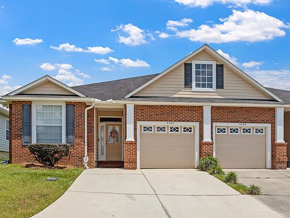 3rd image of 5506 Hampton Woods Way