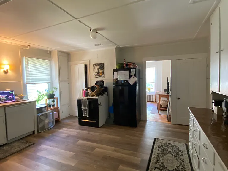 27 Perley St — Photo 9