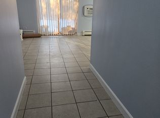 832 W College Blvd APT 101, Addison, IL 60101