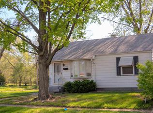 1420 N 12th St, Pekin, IL 61554
