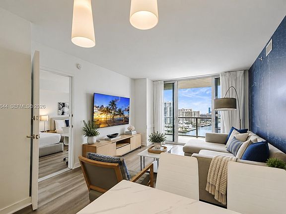 4th image of 2602 E Hallandale Beach Blvd #R1905