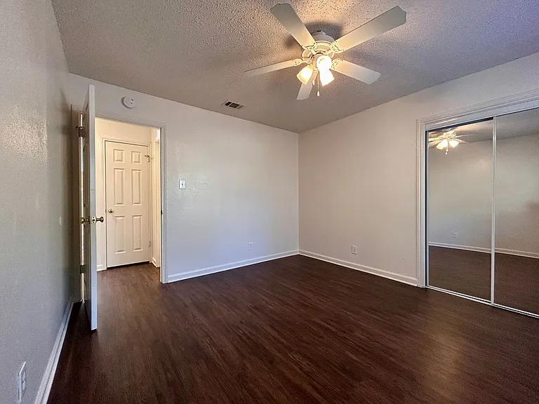 9217 Kempler Dr — Photo 13