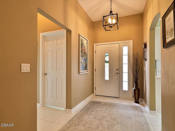 4th image of 1174 Athlone Way