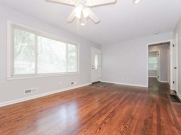 4th image of 12811 12th St